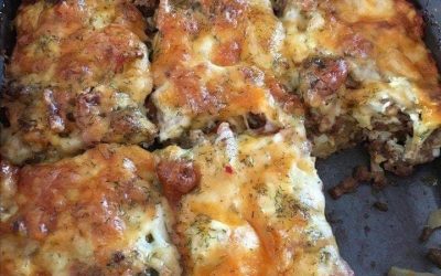 NÍZKOSACHARIDOVÝ CHEESEBURGER S BACONOM A SYROM